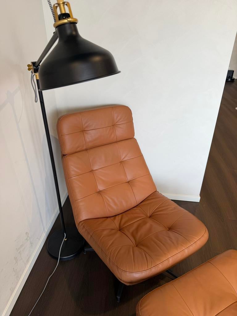 Ikea HAVBERG Draaifauteuil en voetenbankje  goudbruin, Ophalen
