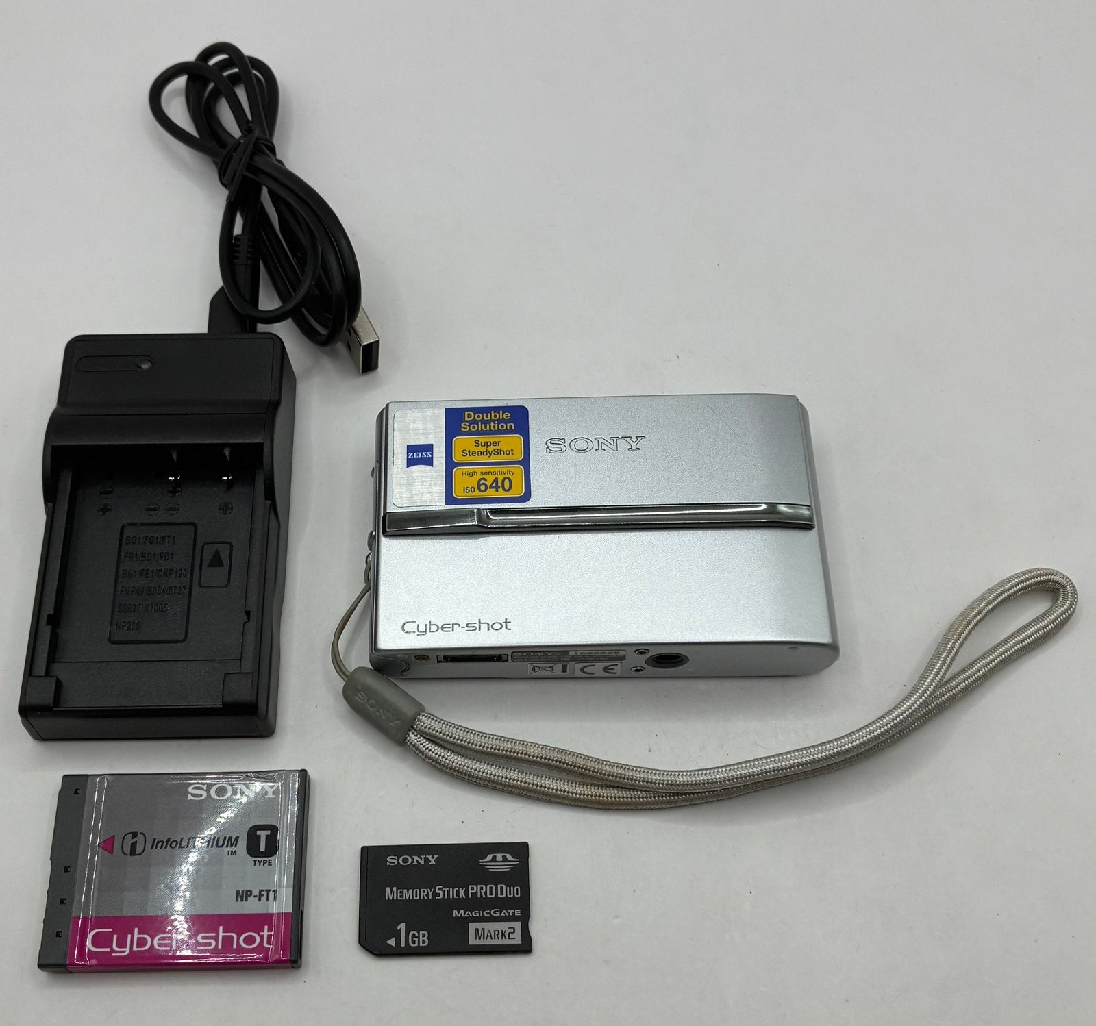 Sony Cyber-shot DSC-T9 - compact camera, Ophalen of Verzenden, Zo goed als nieuw, Sony, 8 keer of meer