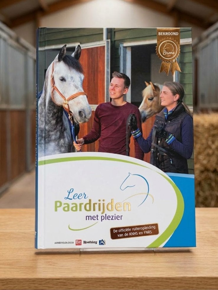 Leer Paardrijden met Plezier - KNHF en FNRS Ruiteropleiding, Ophalen of Verzenden, Zo goed als nieuw, Overige sporten