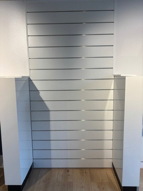 20x Slatwall wandpanelen wit 120x120 cm + 150 alu profielen, Ophalen