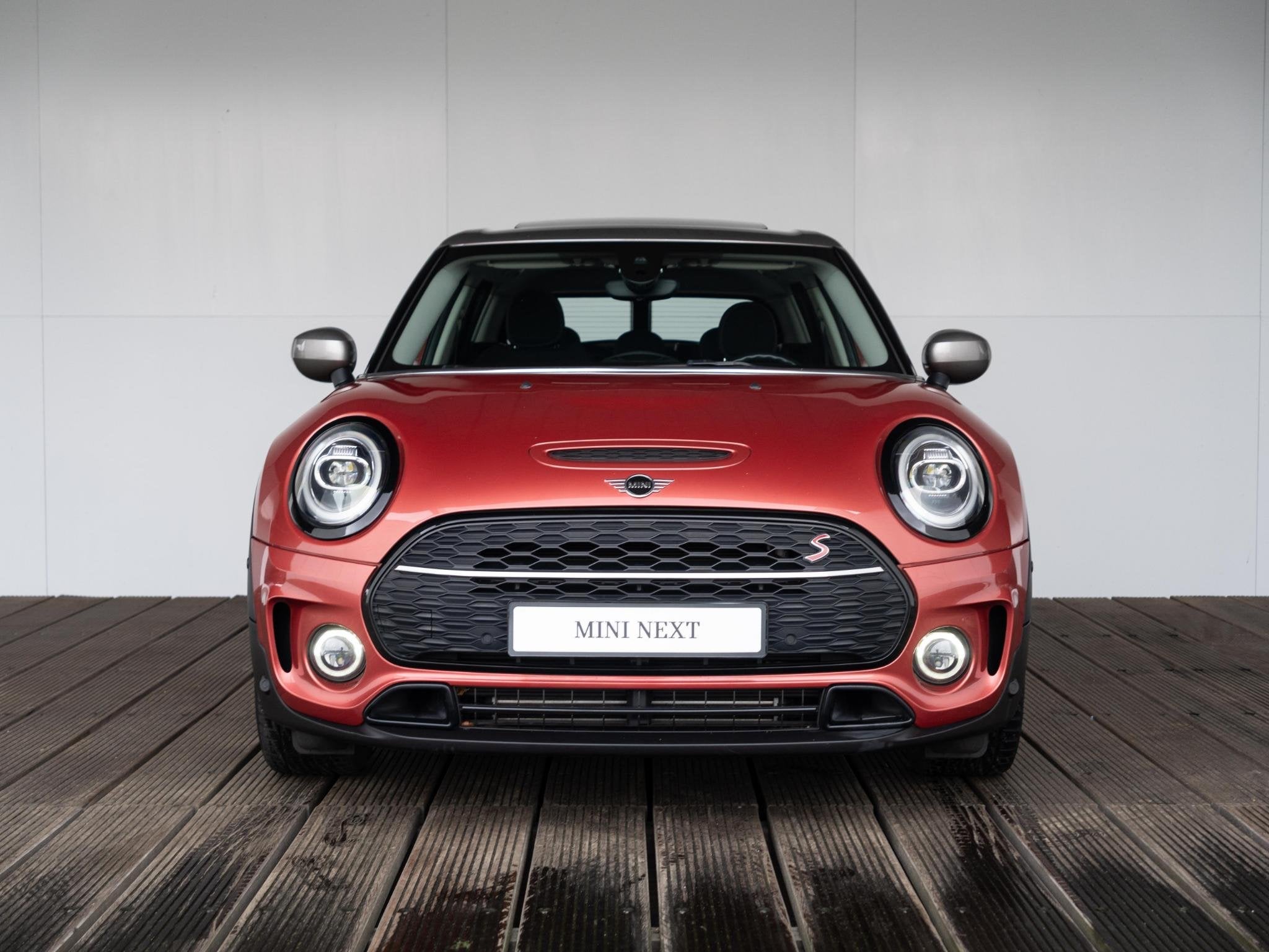 MINI Clubman Cooper S Aut Indian Summer Red Edition | Panora, Auto's, Mini, 1998 cc, Stof, Gebruikt, Met garantie (alle)