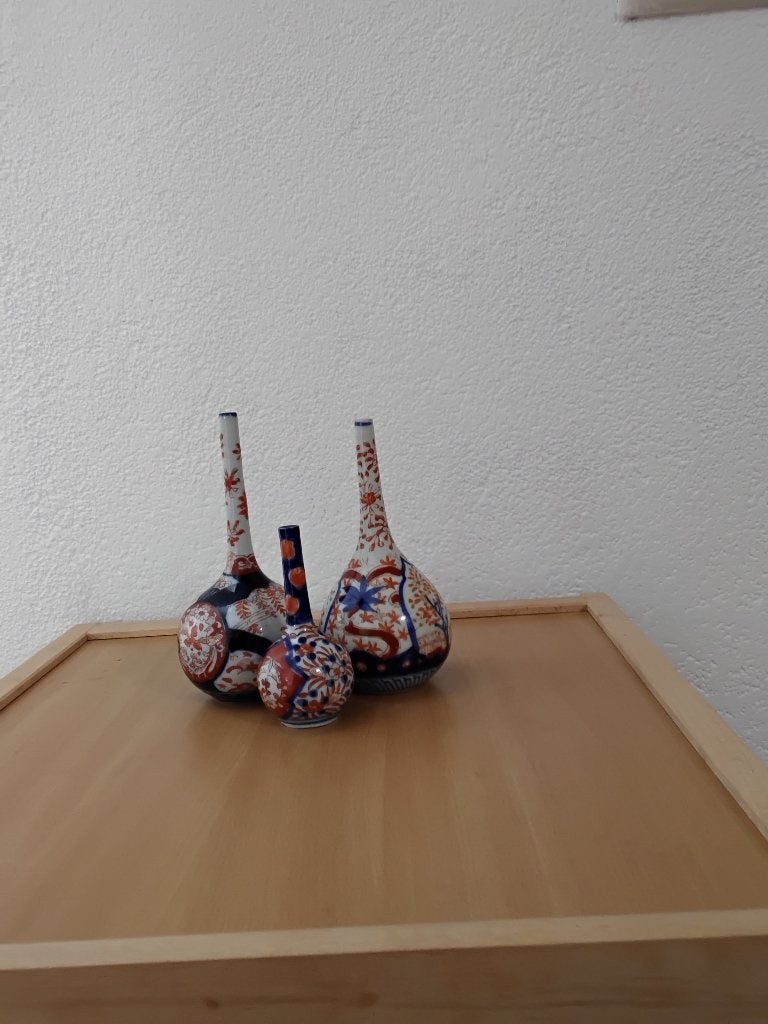 Set van 3 Japanse Imari pijpvaasjes., Antiek en Kunst, Ophalen