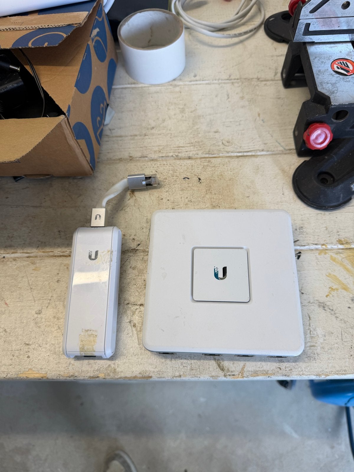 Ubiquiti Cloud Key Gen1 + USG Router, Ophalen of Verzenden, Gebruikt, Router