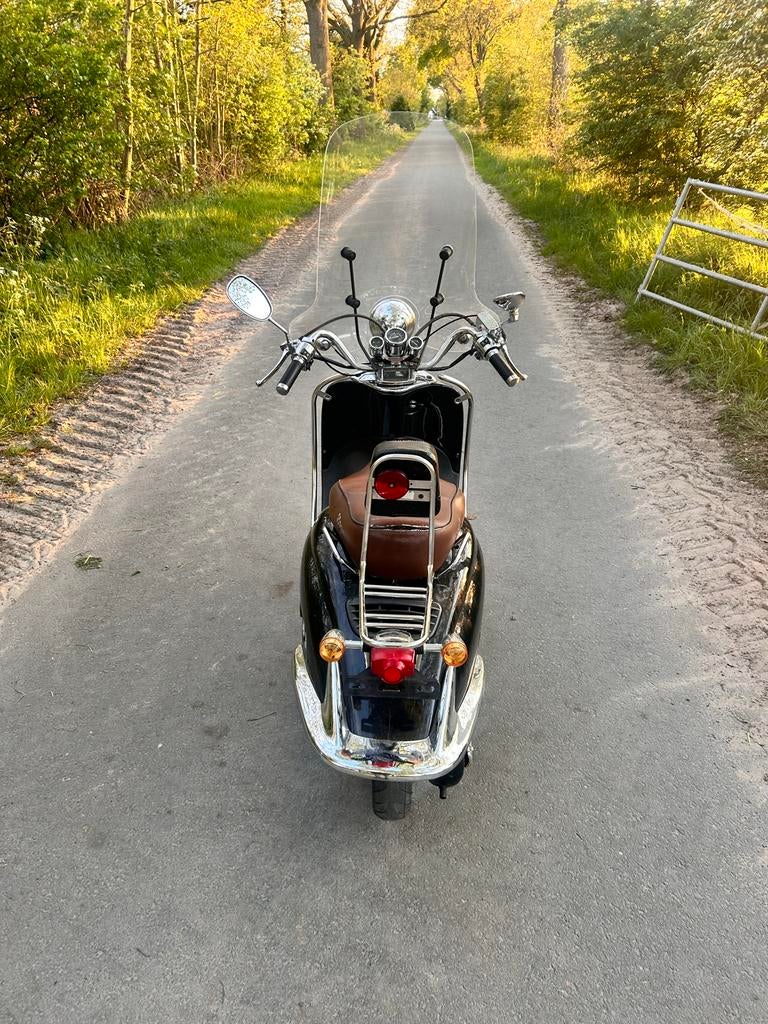 AGM Scooter - Blauw Kenteken - Opknapper, Fietsen en Brommers, Ophalen of Verzenden, Gebruikt, Overige typen, Overige merken