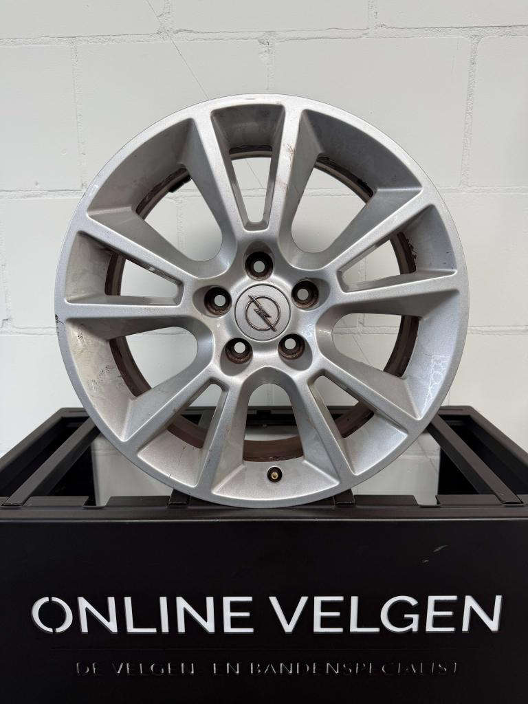 Zomer Set 17 inch Opel OPC 5x110 velgen Opel Corsa OPC, Auto-onderdelen, Banden en Velgen, Niet ingevuld, Niet ingevuld, Niet ingevuld