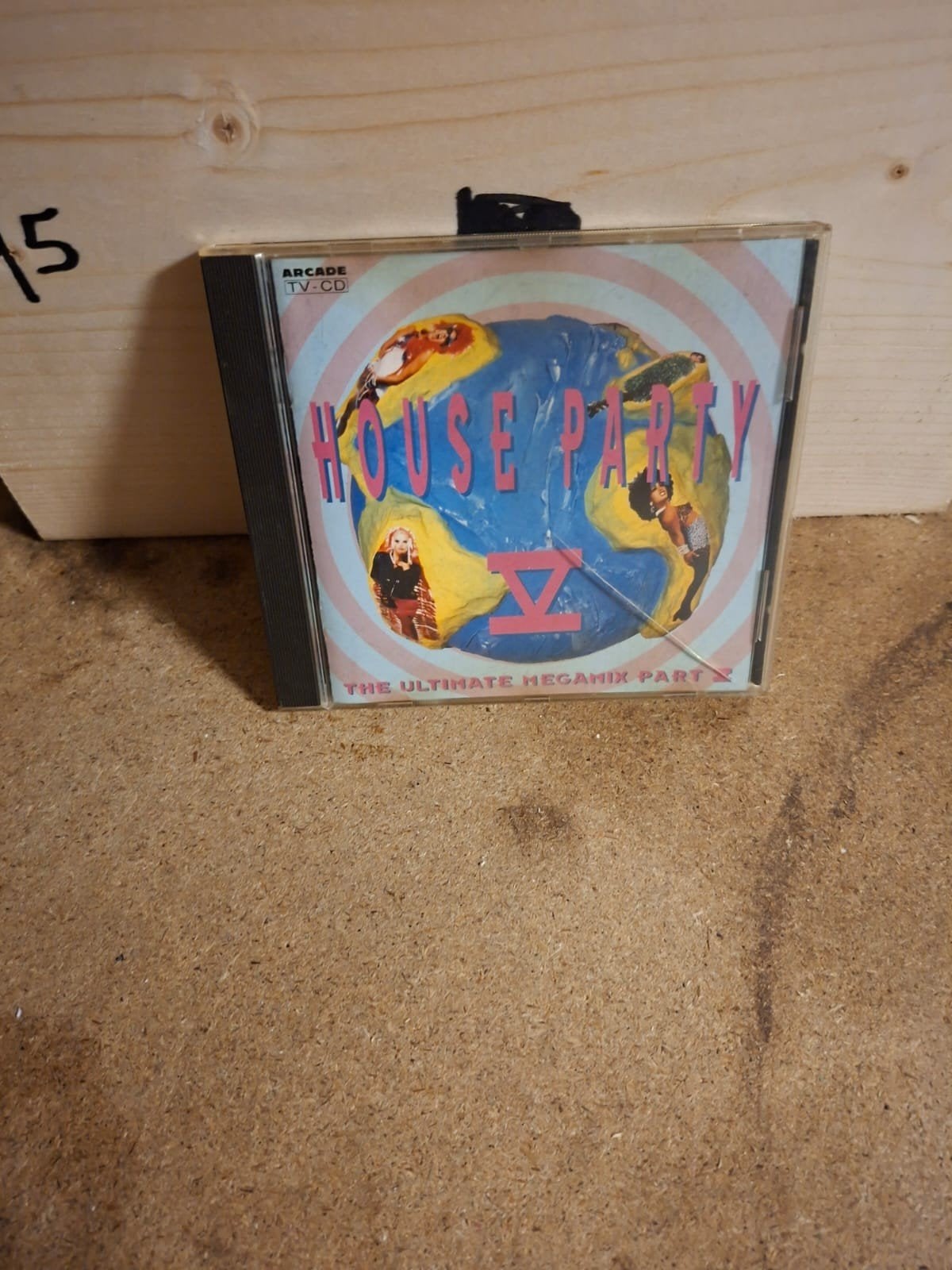 House Party V - The Ultimate Megamix Part X (Arcade TV-CD), Ophalen of Verzenden, Gebruikt, House, Verzamelalbum