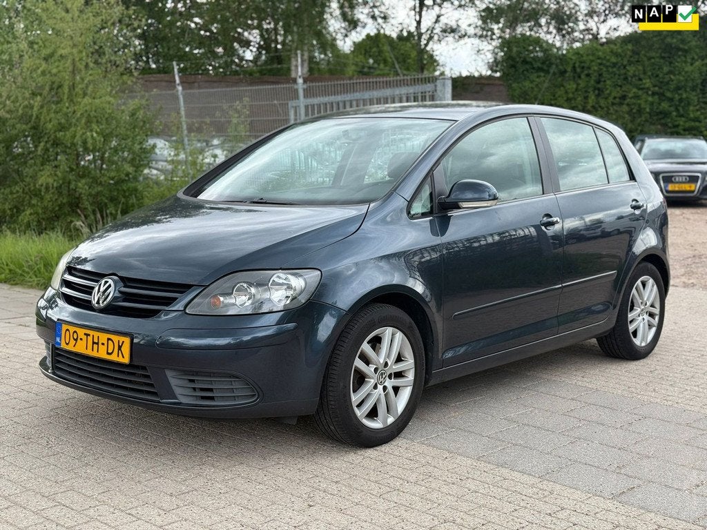 Volkswagen Golf Plus 1.6 FSI Trendline Business Airco Cruise, Gebruikt, 4 cilinders, 116 pk, Euro 4