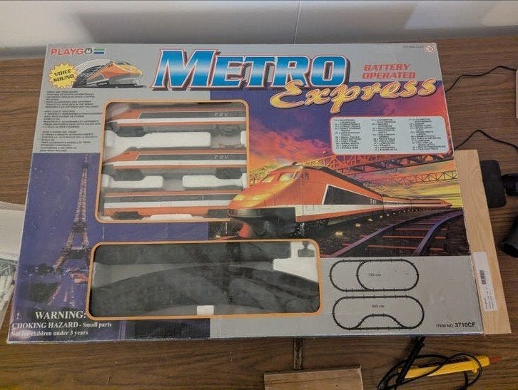 Metro Express TGV Treinset - Batterij Aangedreven, Gelijkstroom, Analoog, Ophalen, Overige merken