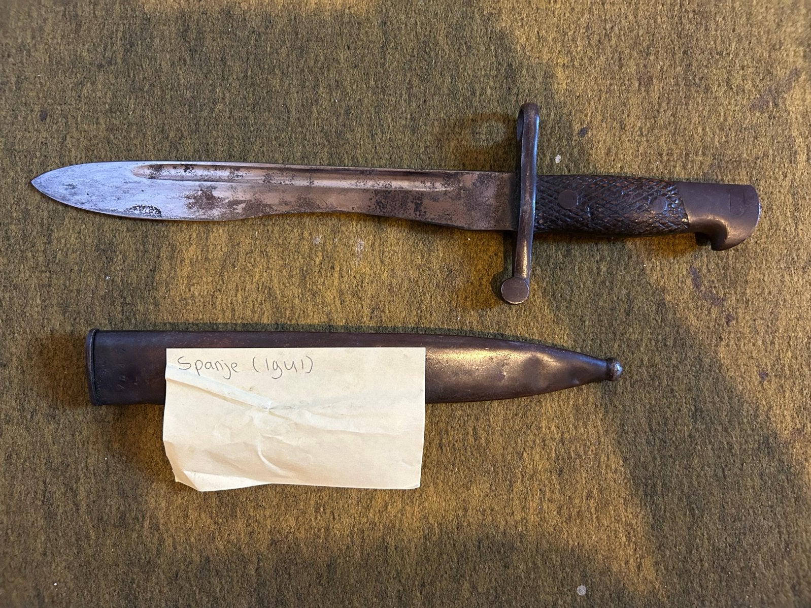 Spaanse Bajonet (1941) met Schede - Militair Verzamelobject, Verzamelen, Militaria | Algemeen, Ophalen of Verzenden, Landmacht