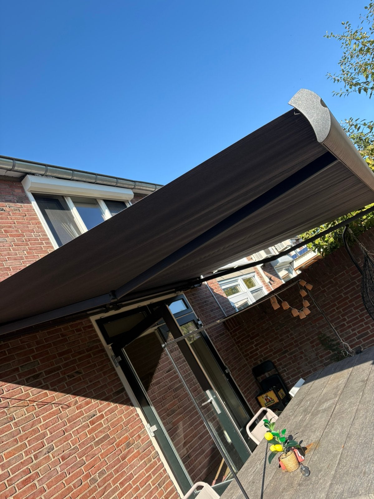 Elektrisch zonnescherm., Ophalen, Elektrisch, Zo goed als nieuw, 150 tot 300 cm