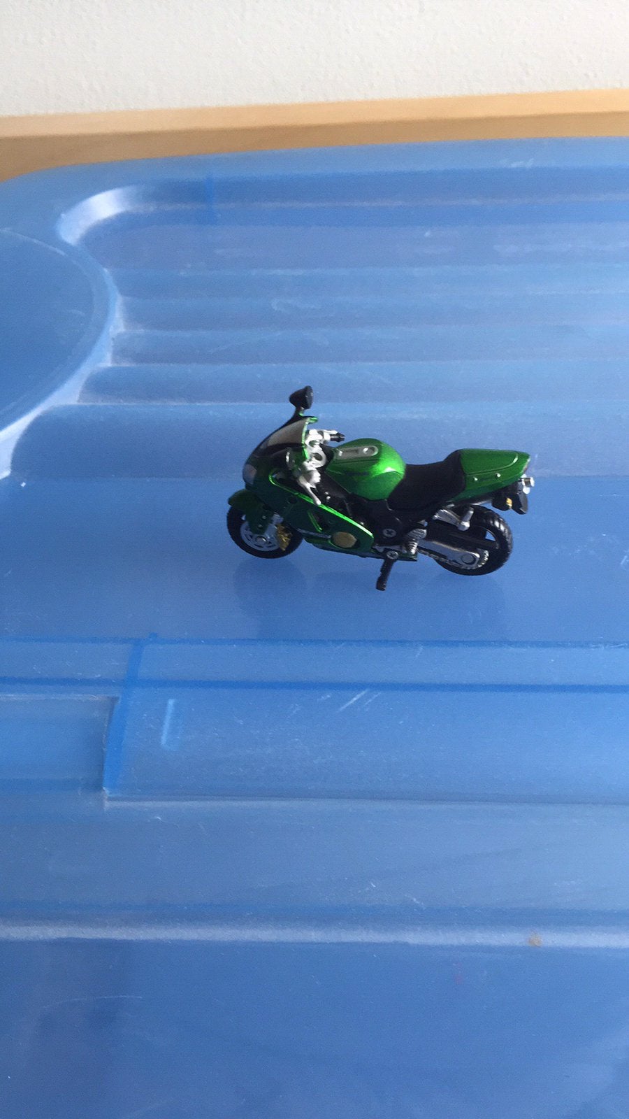 Groene motor Kawasaki voor €5,00, Ophalen, Zo goed als nieuw