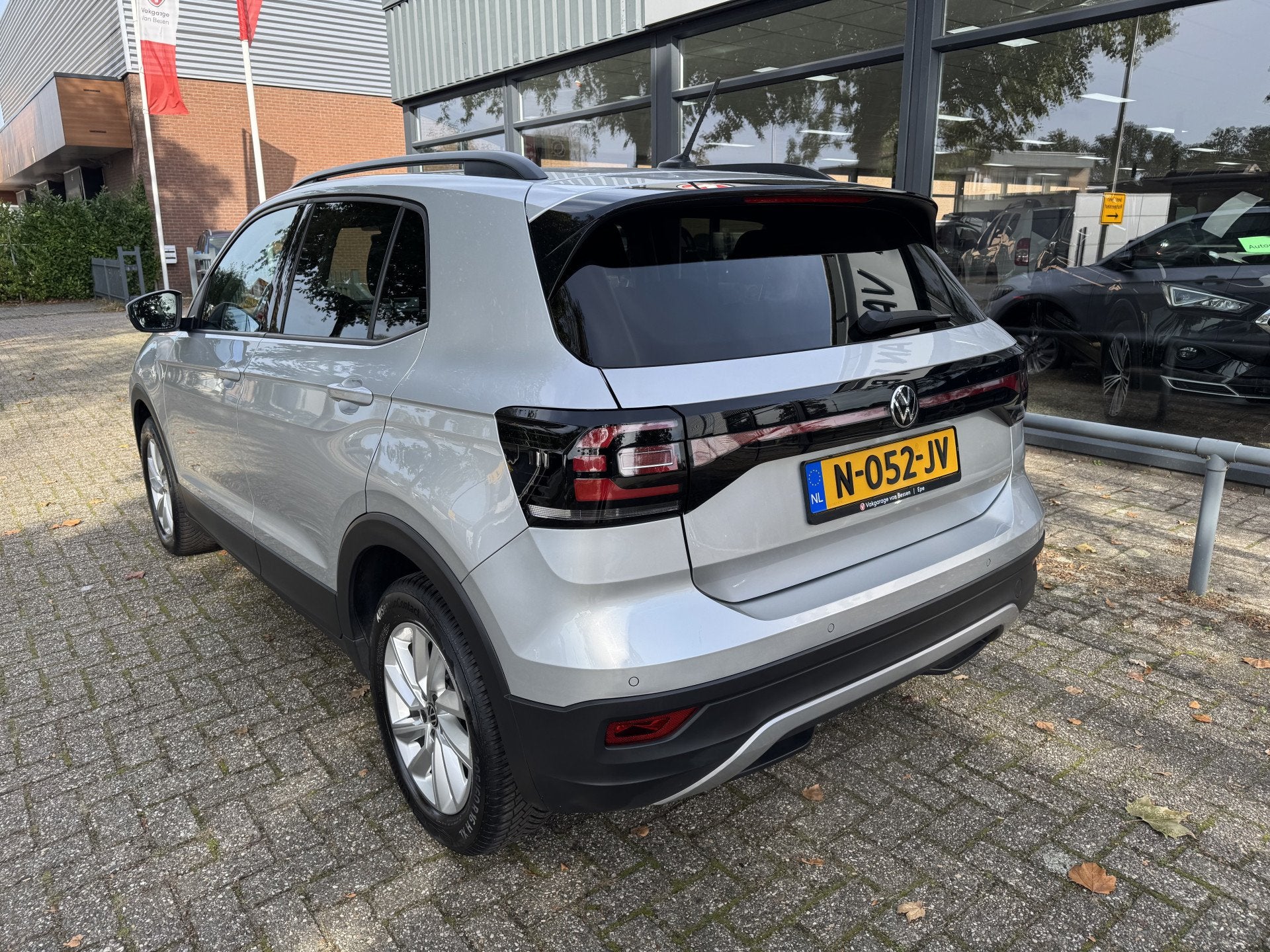 Volkswagen T-Cross 1.0 TSI Life AIRCO-NAVI-CRUISE (bj 2021), Gebruikt, Euro 6, Origineel Nederlands, Bedrijf