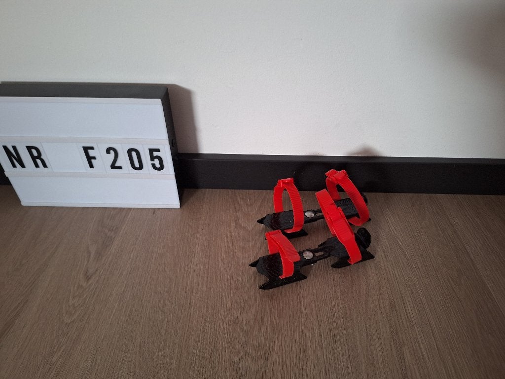 FRISIA GLIJ-IJZERS verstelbaar 24 t/m 34, Sport en Fitness, Ophalen of Verzenden, Gebruikt, Overige typen, Overige merken