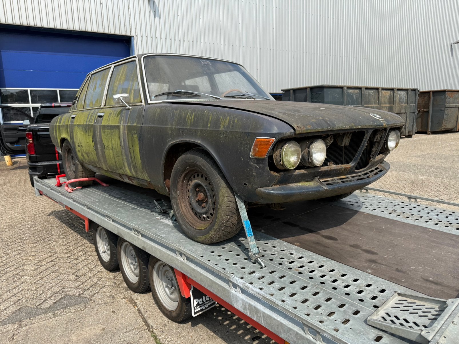 Bmw 2500 E3 begin jaren 70 voor onderdelen, foto 3