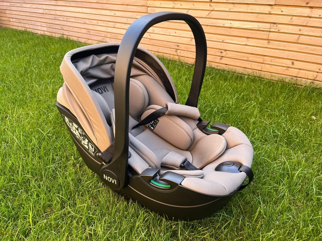 Novi Joy Pro Glide 360 autostoel