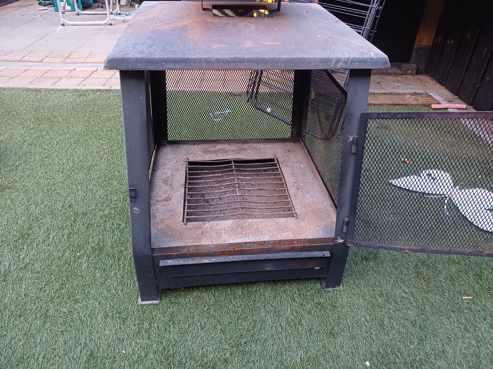 Robuuste metalen vuurkorf/vuurton voor buiten, Tuin en Terras, Ophalen, Gebruikt, Vuurkorf