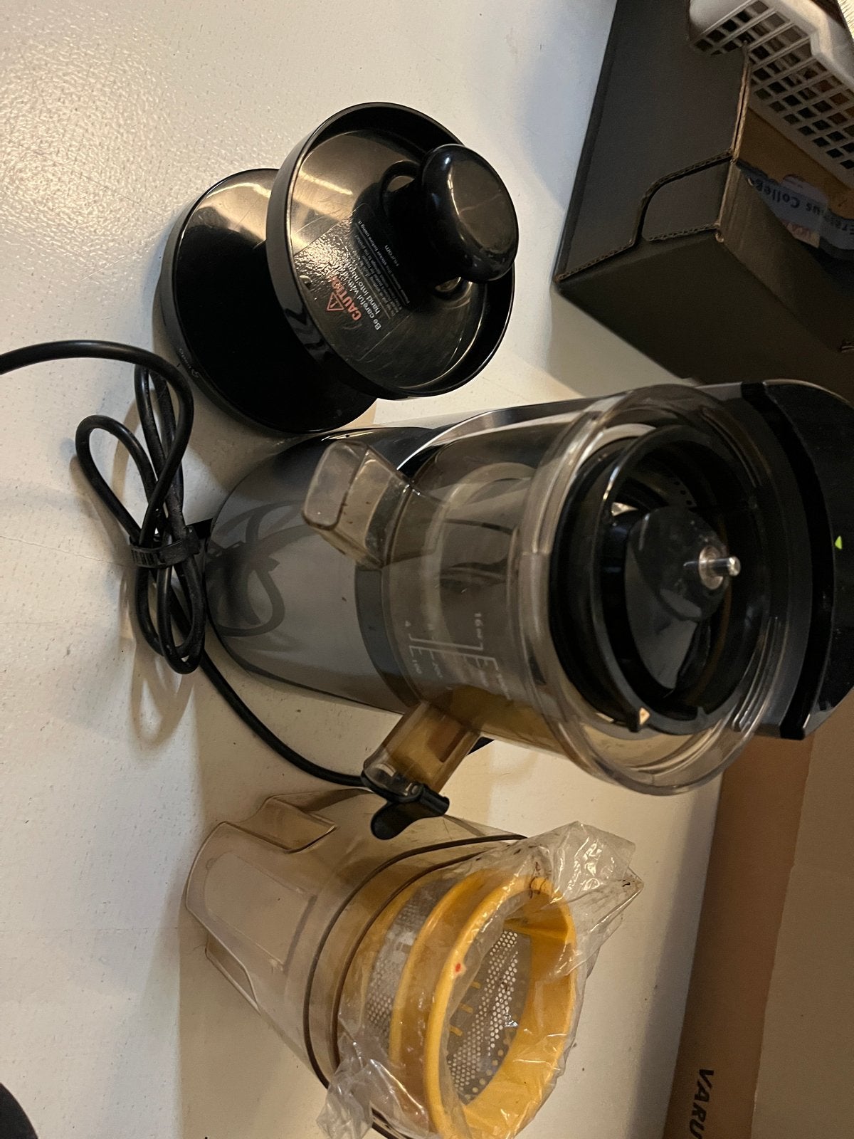 Hurom Slowjuicer - Compleet en Werkt Perfect, Ophalen, Gebruikt, Elektrisch, Slowjuicer