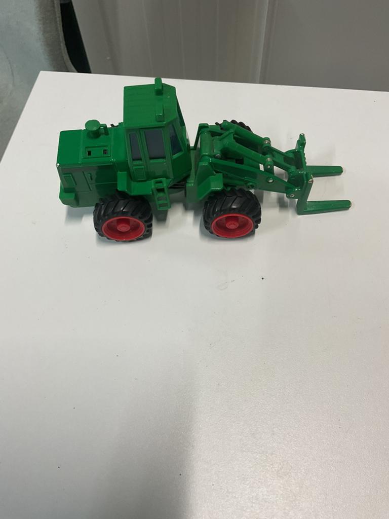 Maisto heftruck loader of iets weet niet hoe men dit noemt, Ophalen, Zo goed als nieuw