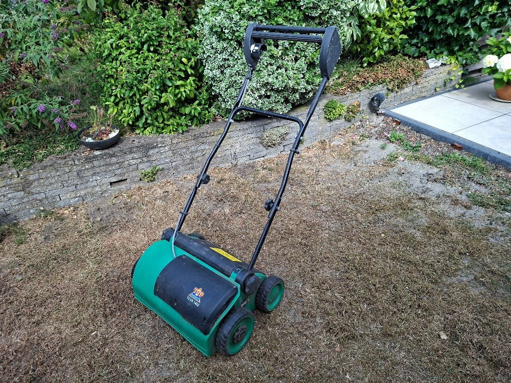 Verticuteermaschine, Ophalen, Gebruikt