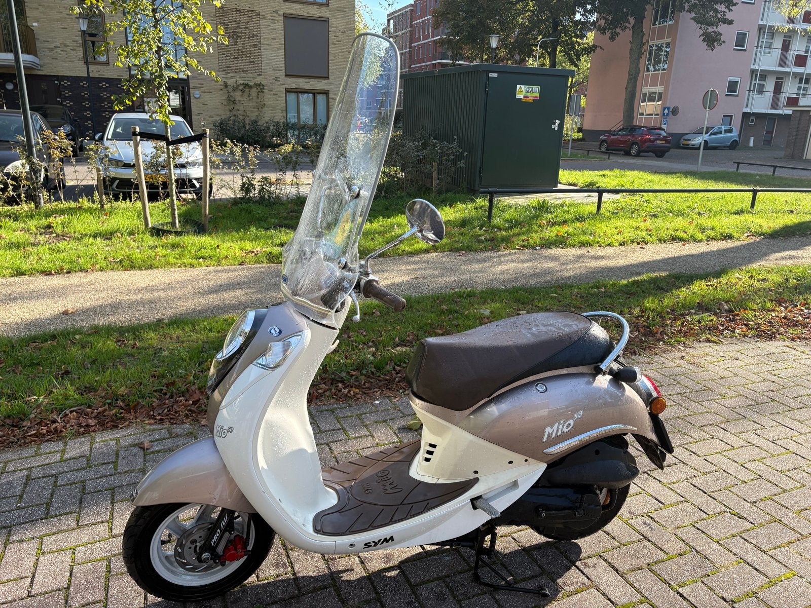 SYM Mio 50 Scooter - Goed onderhouden, inclusief windscherm, Ophalen, Gebruikt, Benzine, SYM
