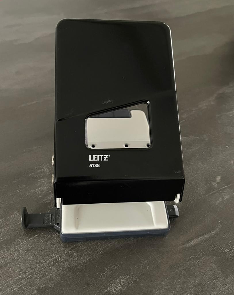 Grote perforator Leitz, Ophalen of Verzenden