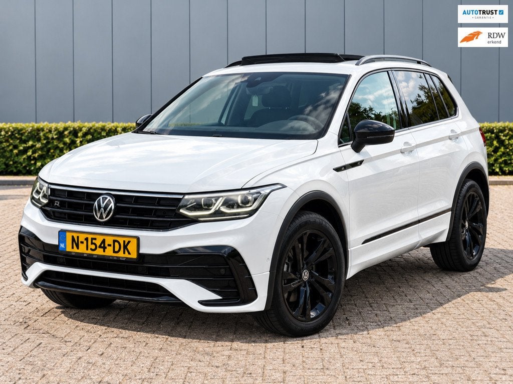 Volkswagen Tiguan 1.5 TSI R-Line Pano/Sfeer/Keyless/Blindspo, Auto's, 1441 kg, Euro 6, 4 cilinders, 150 pk