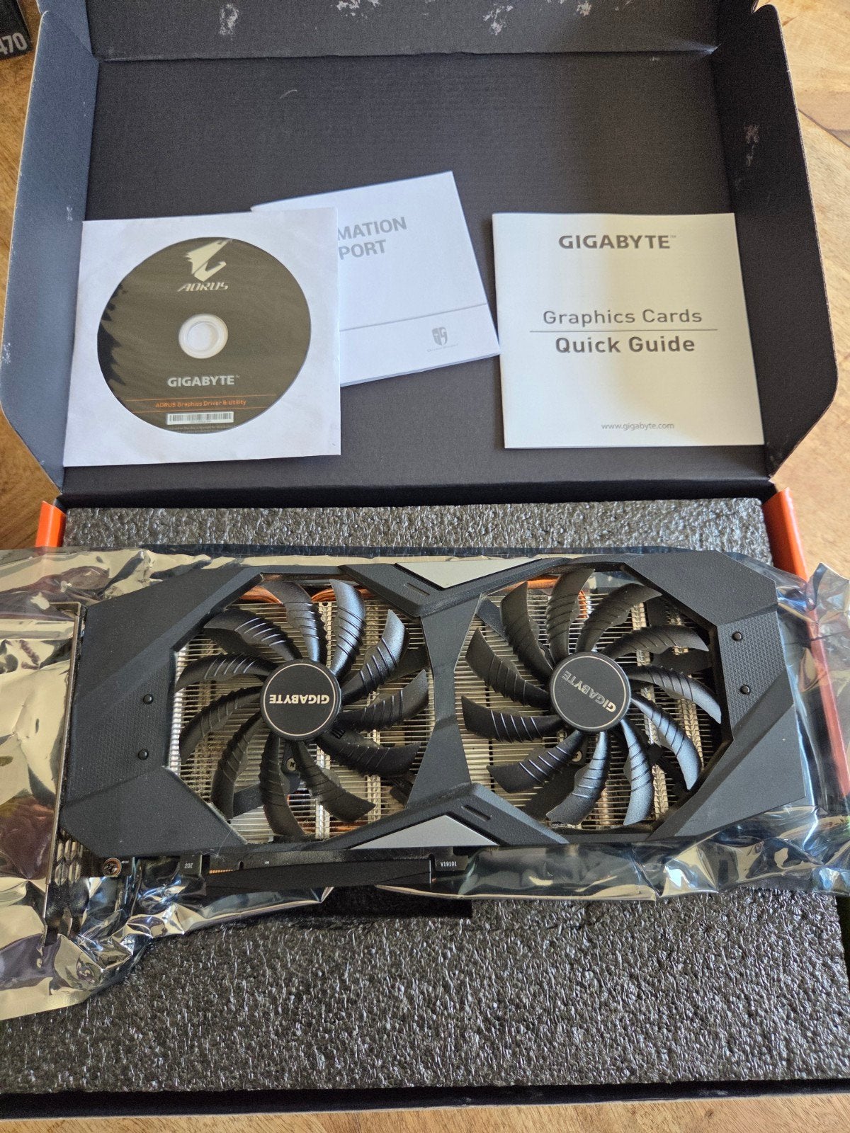 Foto 17 van Gaming PC onderdelen – RTX 2060 Super / Ryzen 7 / 32GB RGB /