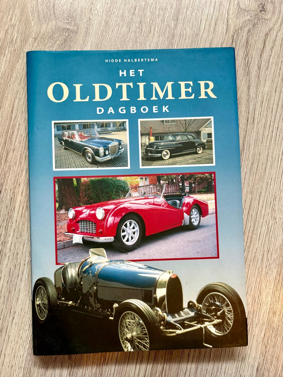 Het Oldtimer Dagboek - Hidde Halbertsma (Boek), Boeken, Auto's | Boeken, Zo goed als nieuw, Algemeen, Ophalen of Verzenden