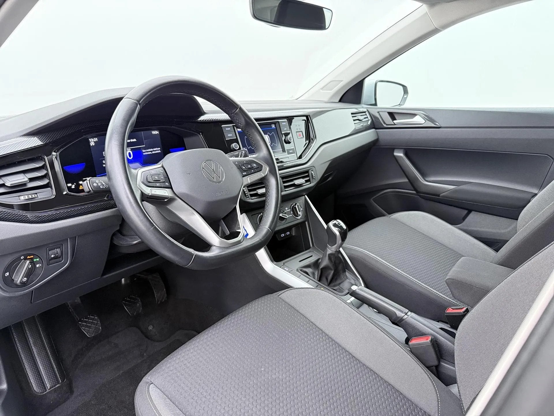 Volkswagen Polo 1.0 TSI (bj 2022), Voorwielaandrijving, LED verlichting, Gebruikt, 1072 kg