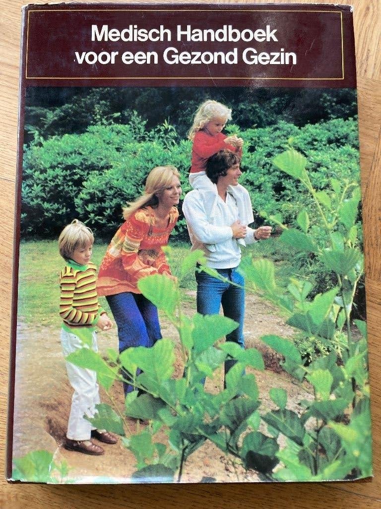 Medisch Handboek voor een Gezond Gezin, Ophalen of Verzenden, Zo goed als nieuw, Gezondheid en Conditie