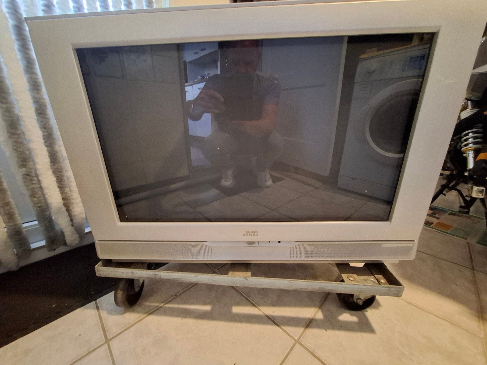 JVC  AV-32H5SU - Vintage kleurentelevisie met afstandsbedien, Gebruikt, 50 Hz, 80 tot 100 cm, Ophalen