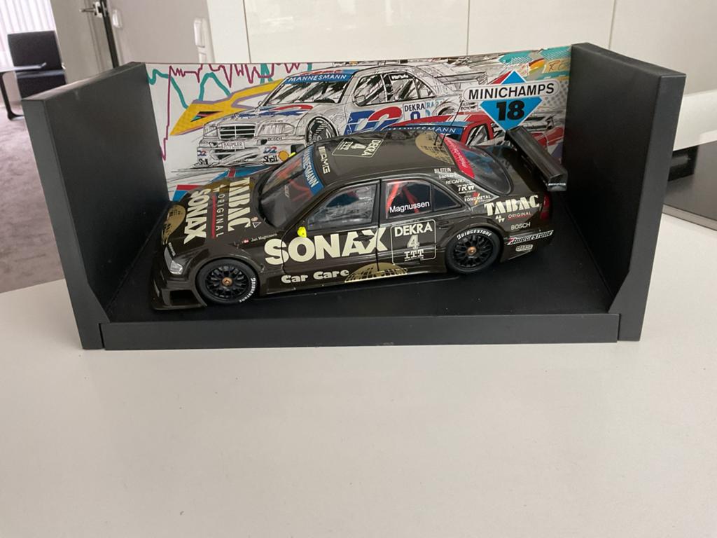 DTM Mercedes C-Klasse Minichamps 1995 Jan Magnussen 1:18, Ophalen, Zo goed als nieuw, Auto, MiniChamps