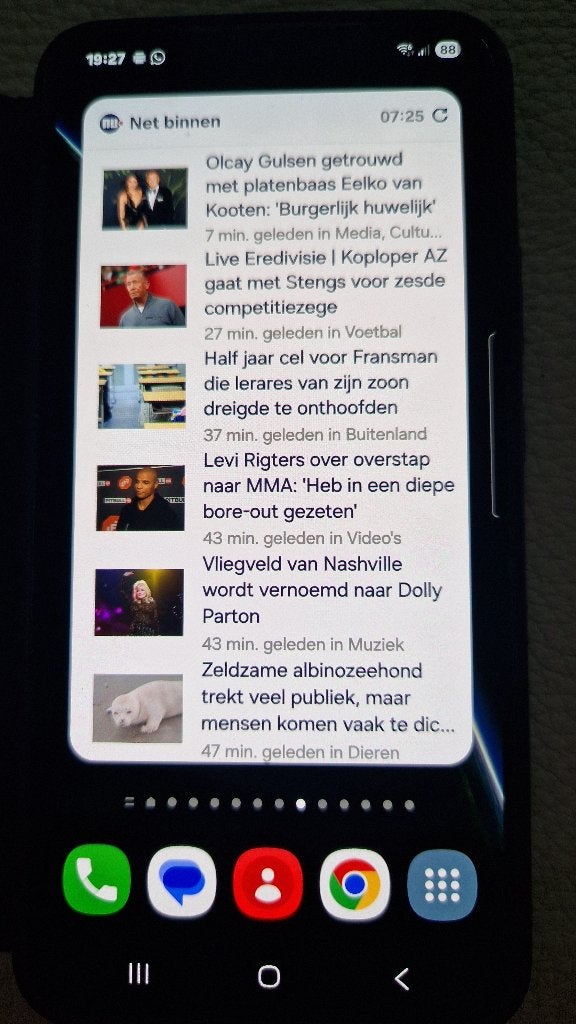 Foto 4 van Samsung S22 Plus 128 GB in uitstekkende staat
