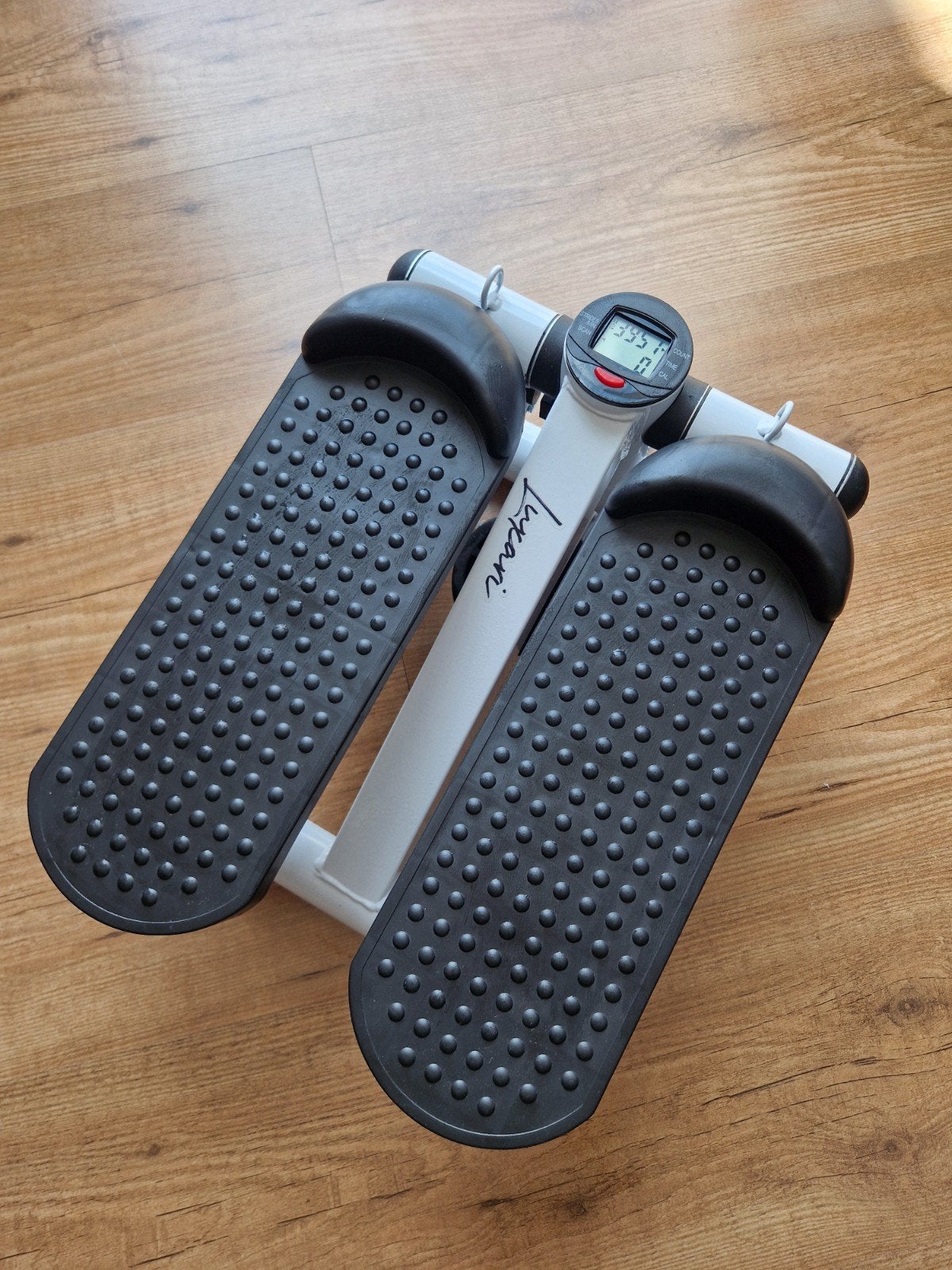 Compacte Stepper voor Thuis - Luxari, Stepapparaat, Ophalen of Verzenden, Zo goed als nieuw, Metaal