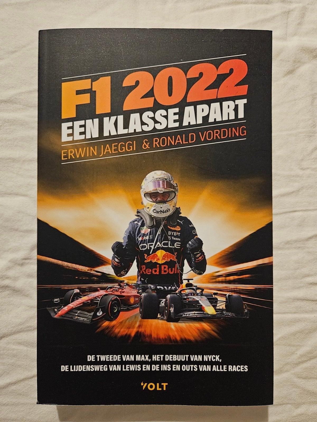 F1 2022 Een Klasse Apart - Erwin Jaeggi & Ronald Vording, Ophalen, Zo goed als nieuw, Algemeen, Erwin Jaeggi & Ronald Vording