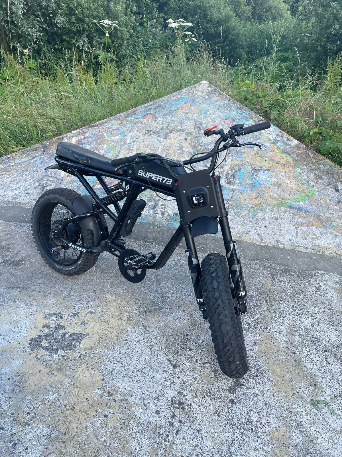 Super 73 RX Zwart met lader en aankoopbewijs, Ophalen of Verzenden, Gebruikt