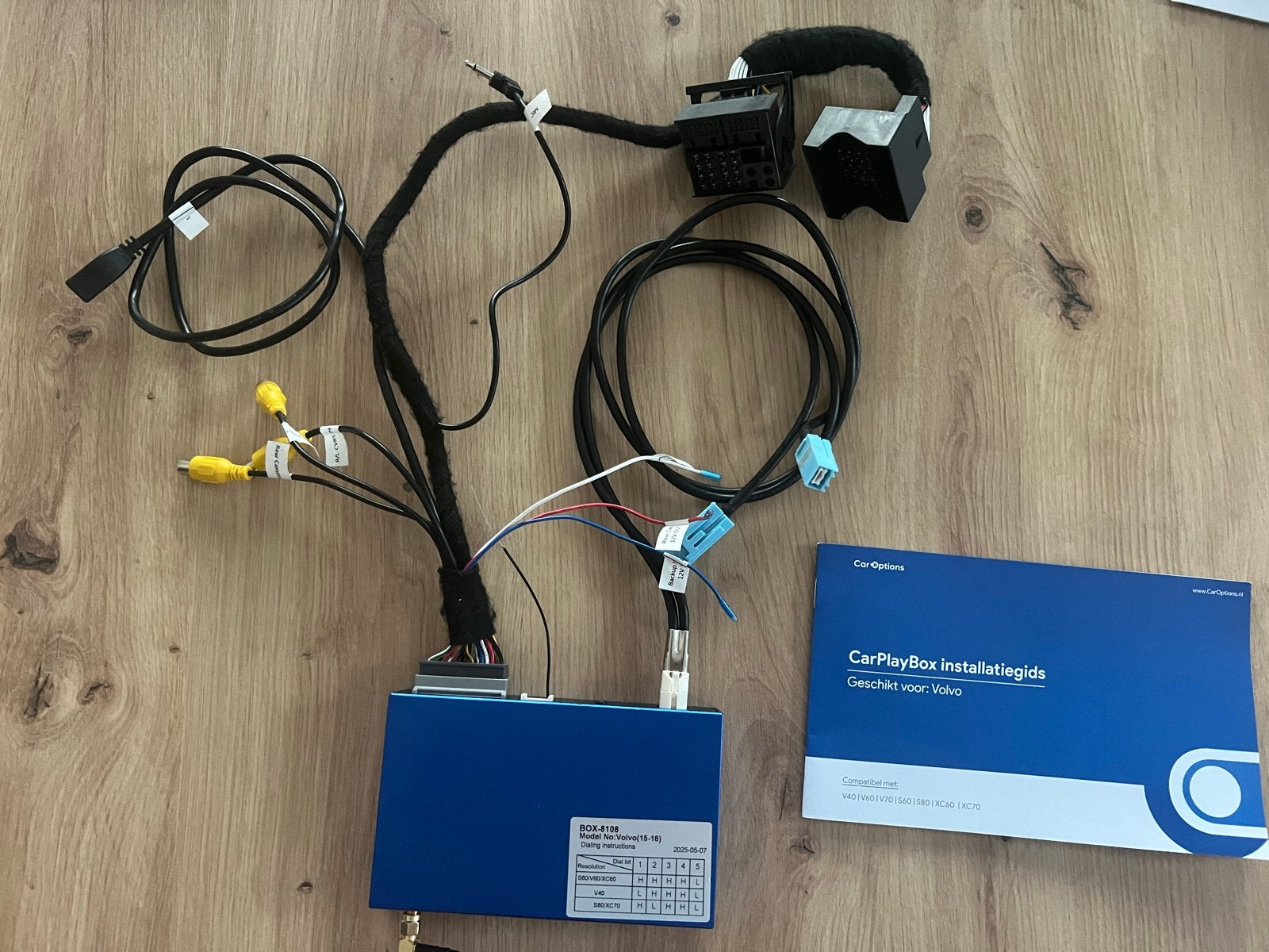 Carplaybox voor diverse Volvo modellen (S60/V60/XC60/V40/S80, Auto diversen, Auto-accessoires, Ophalen, Gebruikt