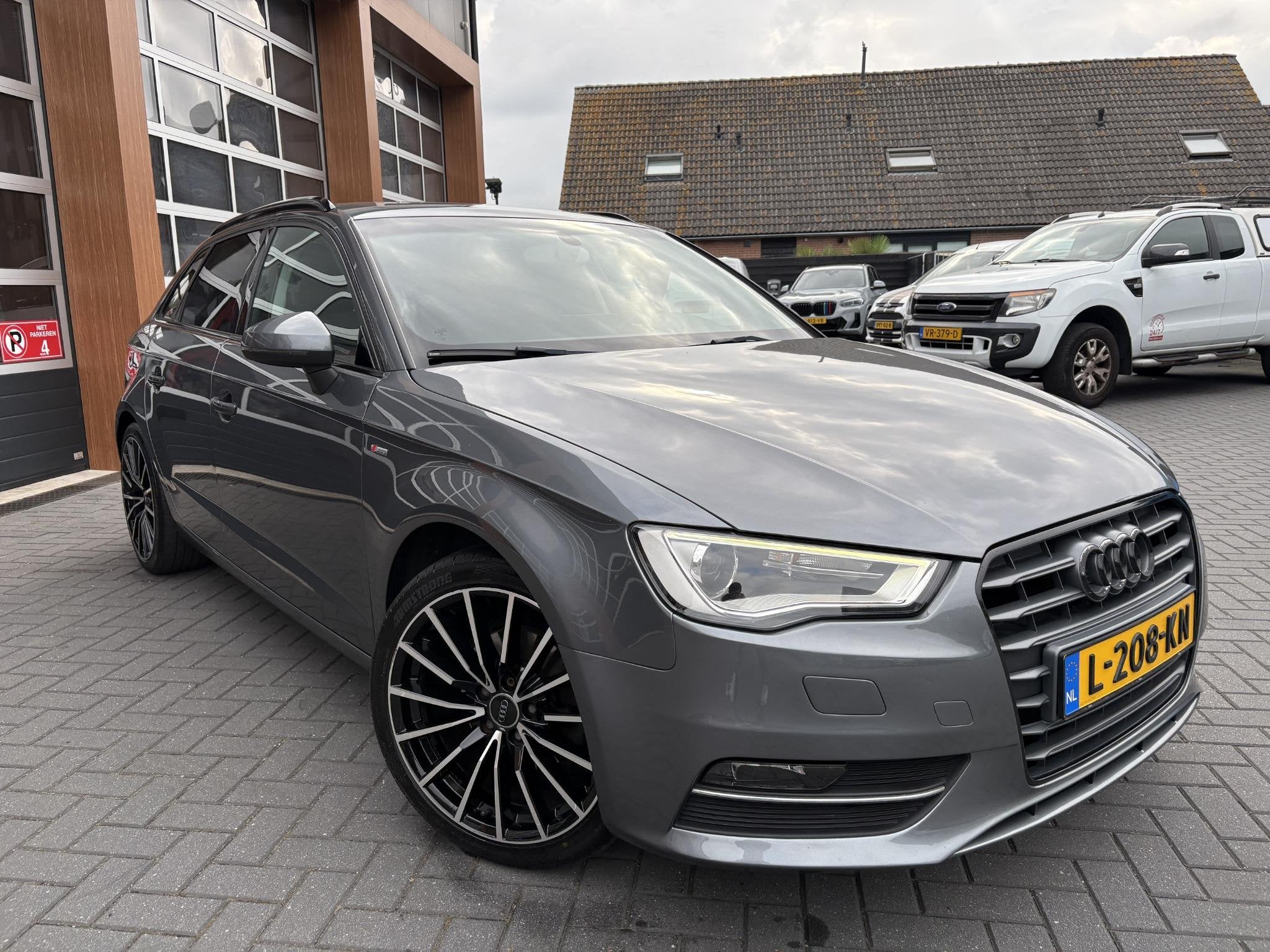 Audi A3 Sportback 1.4 TFSI Ambition Pro Line S | Xenon | Nav, Voorwielaandrijving, 125 pk, Gebruikt, 4 cilinders