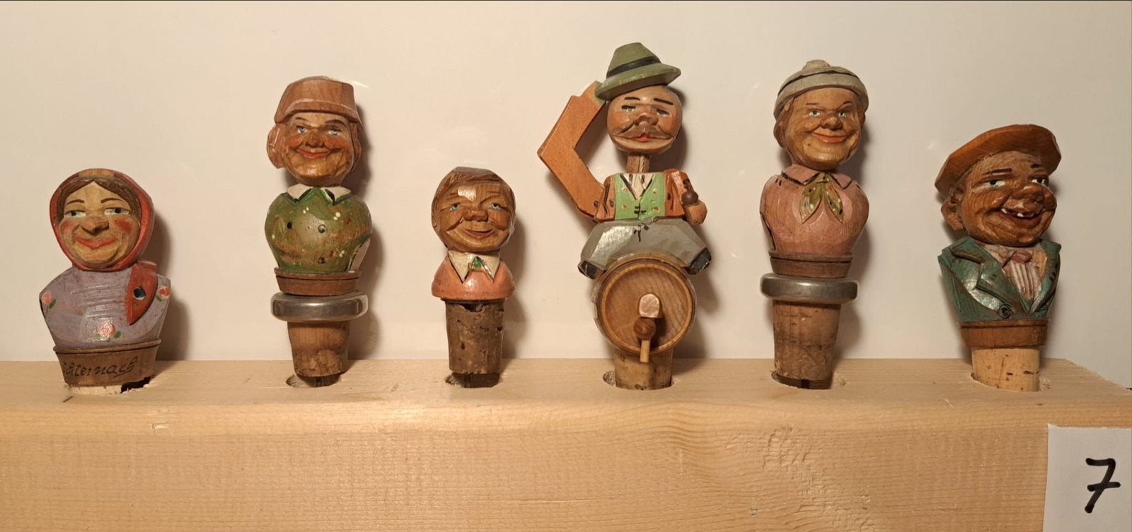 Set van 6 Vintage Houten Flessenstoppers - Handgesneden, Ophalen, Gebruikt, Meerkleurig, Vintage