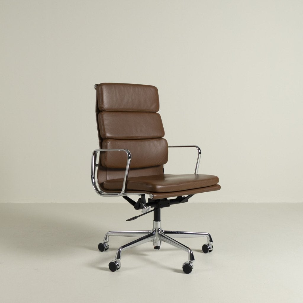 Vitra Eames EA 219 Soft Pad Bureaustoel Camel Leer - Chroom