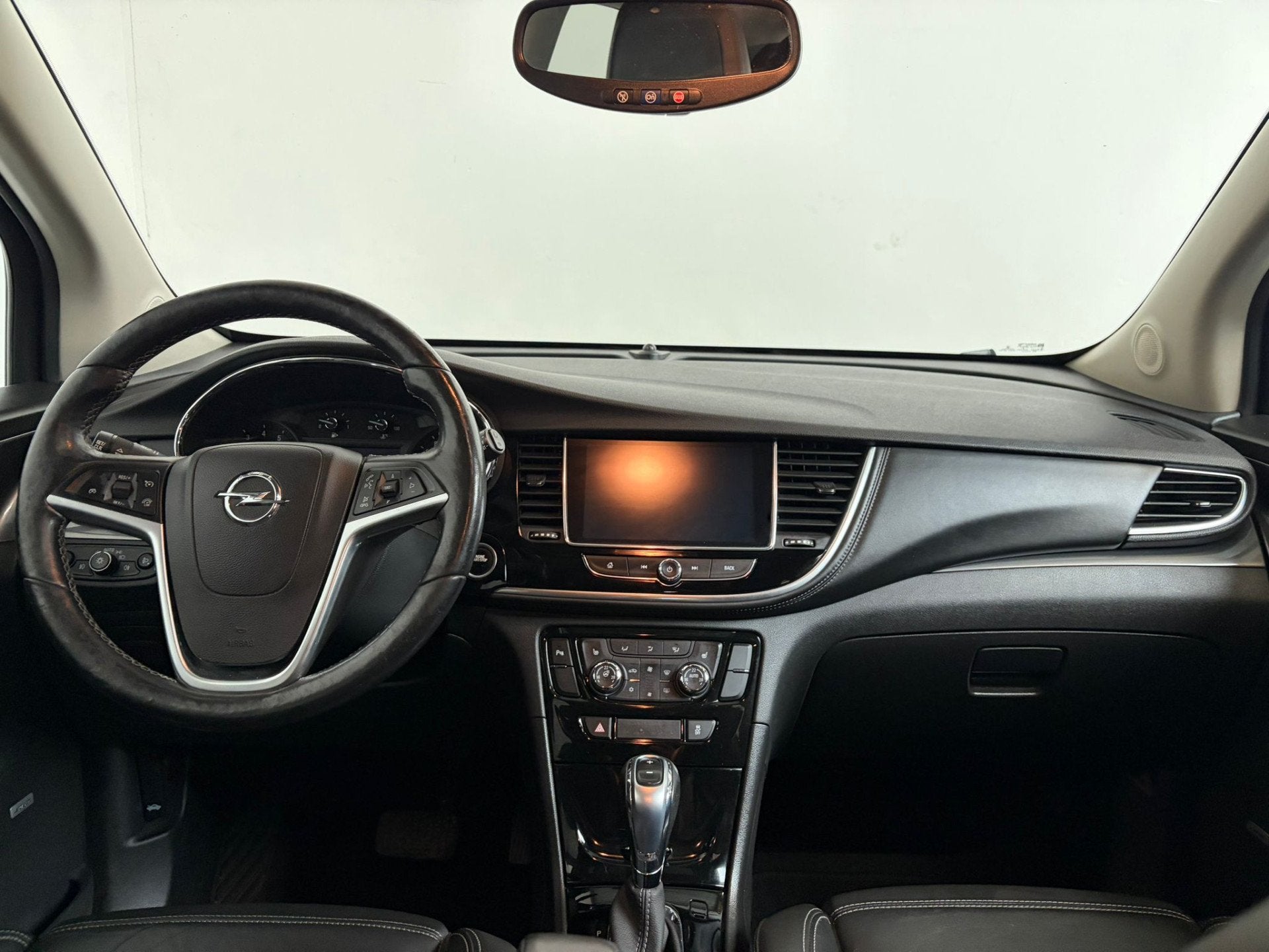 Opel Mokka X 1.4 Turbo Innovation. Pano. Trekhaak!, Auto's, Opel, Parkeersensor, Gebruikt, Euro 6, Origineel Nederlands