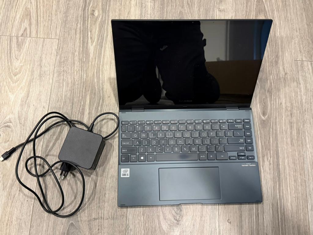 Asus ZenBook i5 8GB RAM 512 SSD Touch en Flip, 2 tot 3 Ghz, 13 inch, Ophalen of Verzenden, Zo goed als nieuw