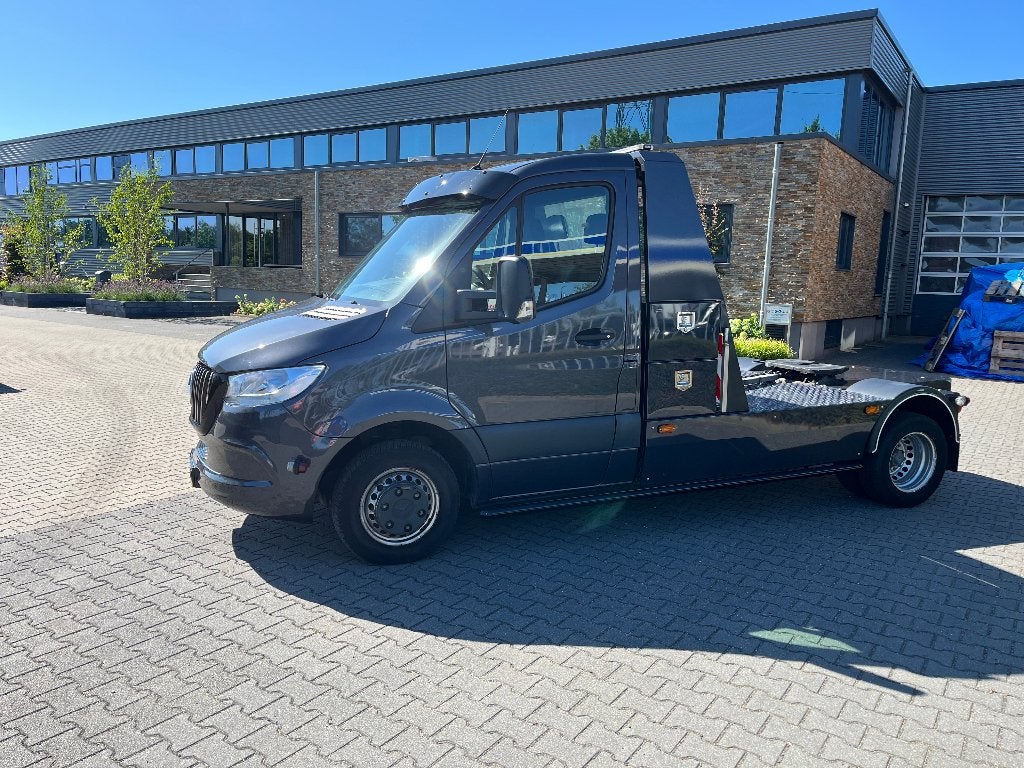 mercedes be trekker, Ophalen