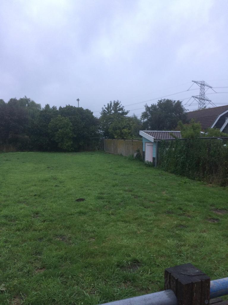 Stal Balanza stal met vrije uitloop