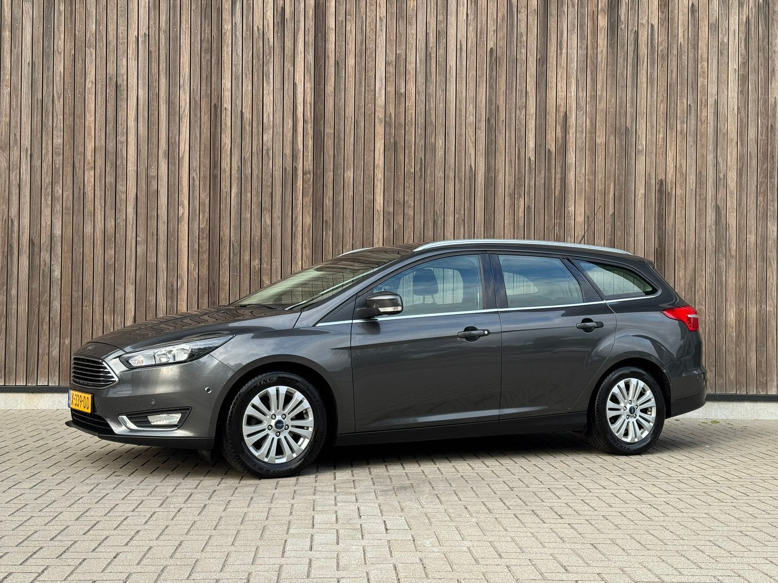 Ford Focus 1.0 Ecoboost 125pk, nieuwe DB en koppeling export, Handgeschakeld, 1216 kg, Particulier, 3 cilinders