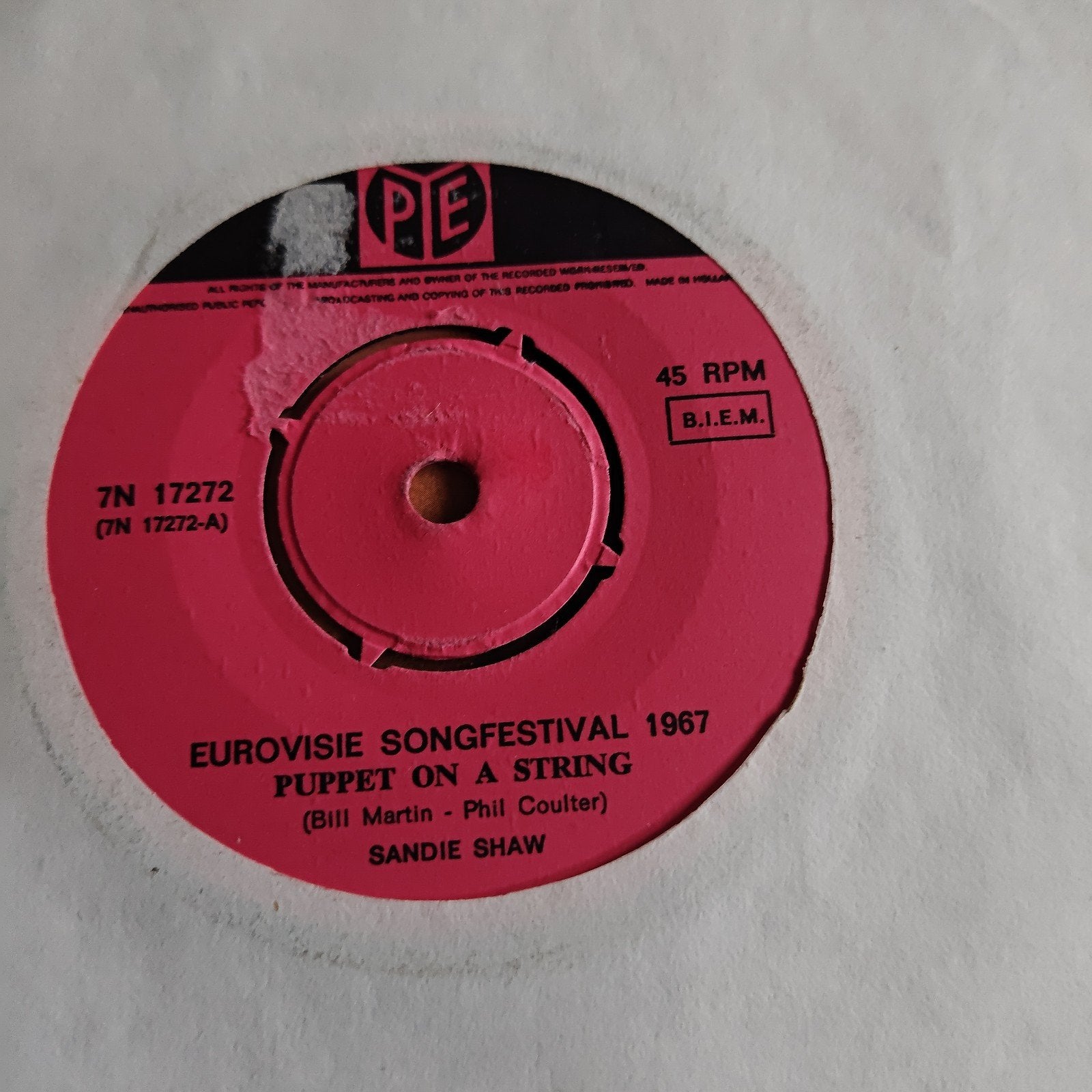 Sandie Shaw  Puppet on a String (Eurovisie Songfestival 196, Gebruikt, 7 inch, Ophalen of Verzenden, Pop
