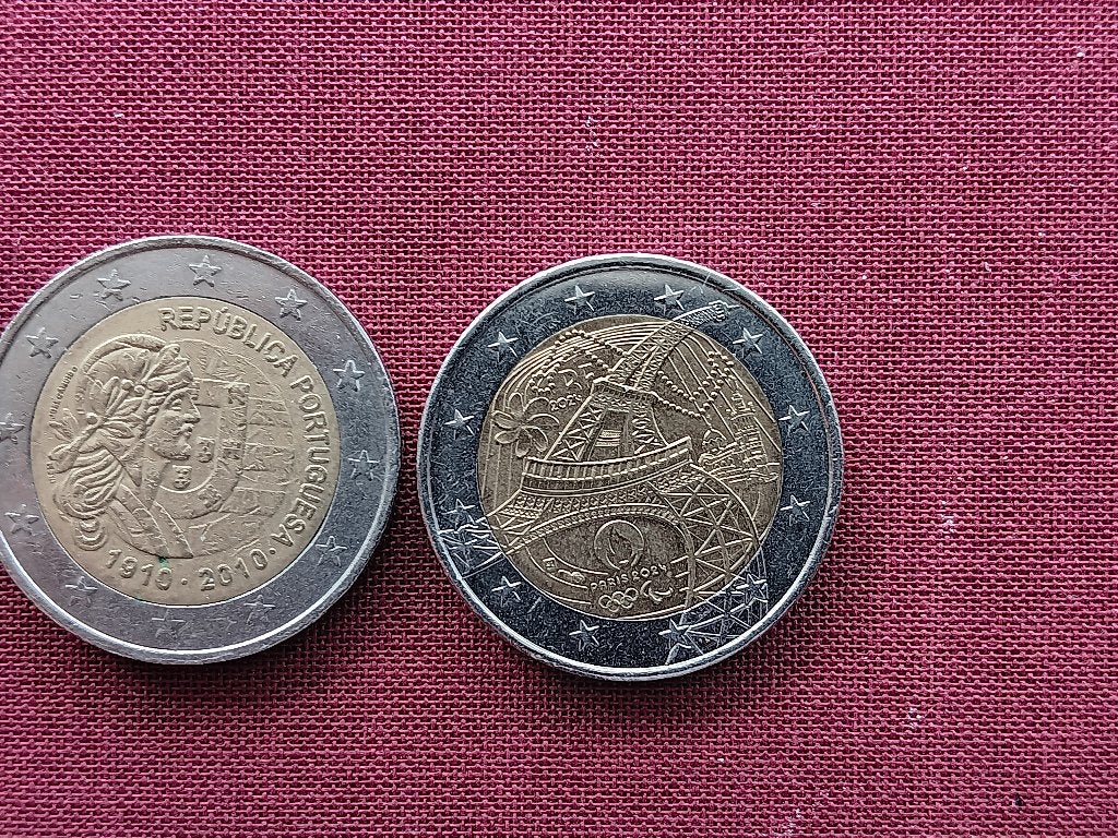 2 euromunten uit Portugal 2010 en Frankrijk 2024, Postzegels en Munten, Verzenden, Overige landen, 2 euro, Losse munt