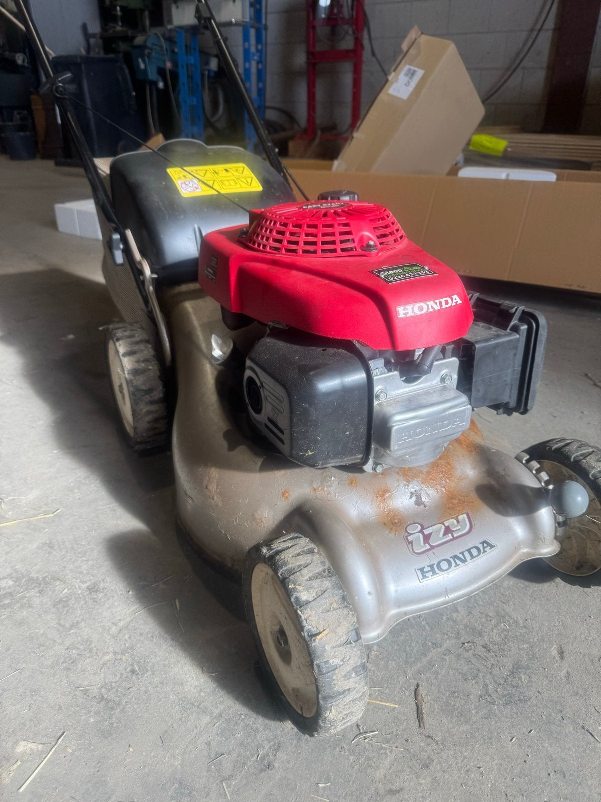 Honda Izy grasmaaier - Zo goed als nieuw, Ophalen, Cirkelmaaier, Nieuw, 40 t/m 49 cm