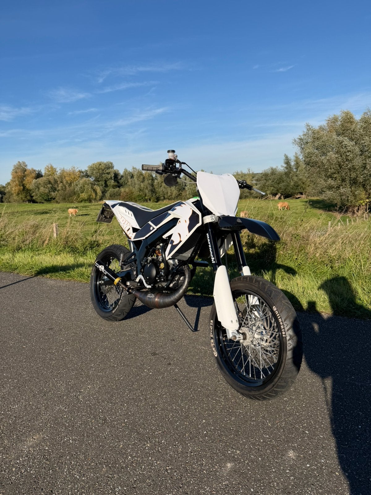 Aprilia sx50 77cc schakelbrommer uniek 22pk, Ophalen, Zo goed als nieuw, 6 versnellingen, 77 cc