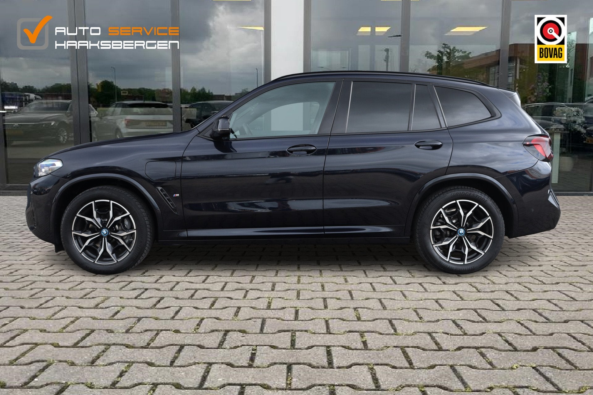 BMW X3 xDrive30e M-Sport | Led | Memory | Leder | (bj 2023), Auto's, 1998 cc, Gebruikt, Zwart, 2000 kg
